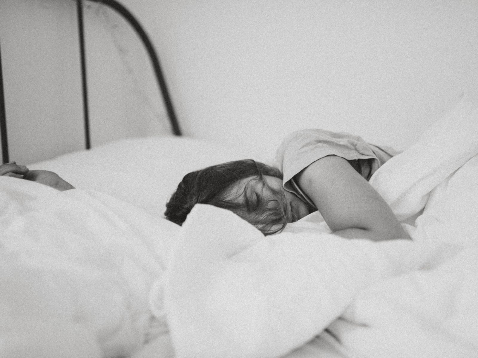 The Benefits of Sleep, Hygiene and Eating Well for Your Mental Health
